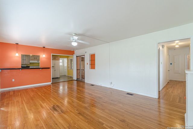 416 ALEXANDER HAMILTON DR, San Antonio, TX 78228