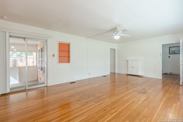 416 ALEXANDER HAMILTON DR, San Antonio, TX 78228