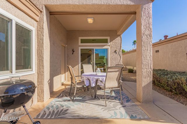 19936 N GREENVIEW Drive, Sun City West, AZ 85375