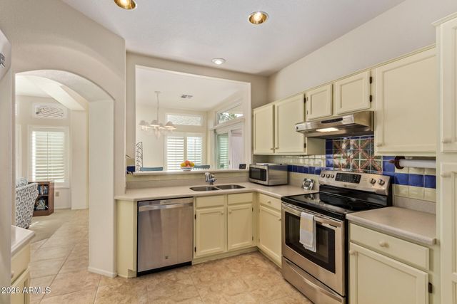 19936 N GREENVIEW Drive, Sun City West, AZ 85375