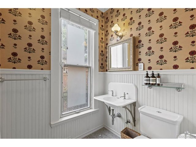 1032 S York St, Denver, CO 80209