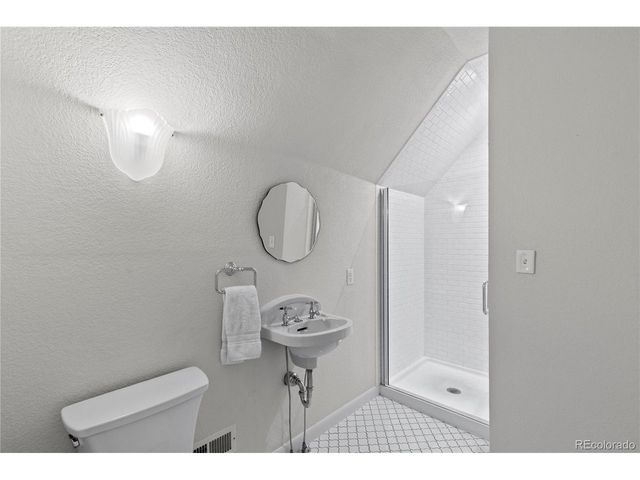 1032 S York St, Denver, CO 80209