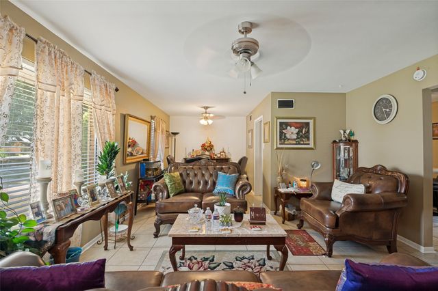129 Aspen Street, Lancaster, TX 75134