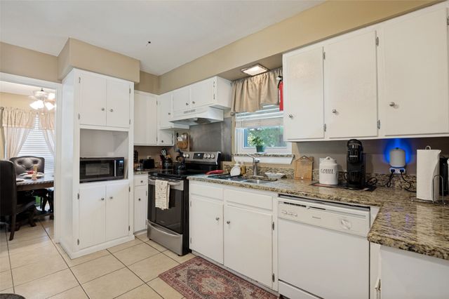 129 Aspen Street, Lancaster, TX 75134