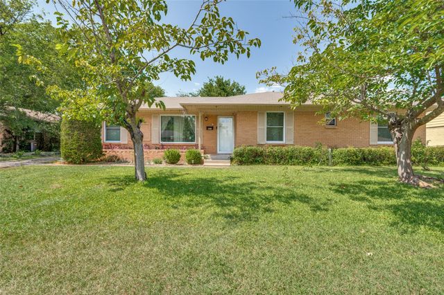 129 Aspen Street, Lancaster, TX 75134