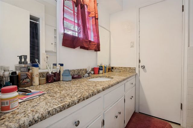 129 Aspen Street, Lancaster, TX 75134