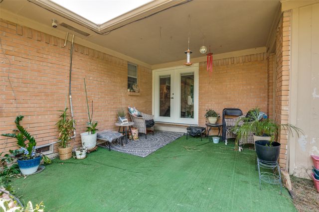 129 Aspen Street, Lancaster, TX 75134