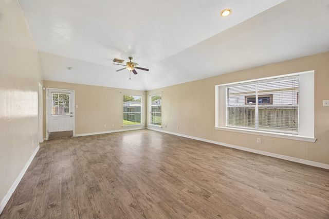 7430 Bahia Lane, Houston, TX 77489