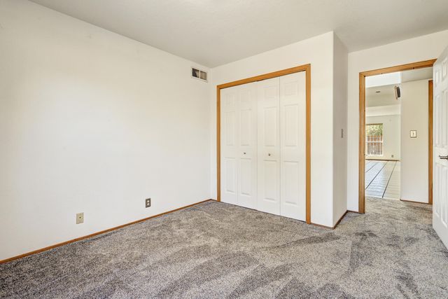 2908 El Toboso Drive NW, Albuquerque, NM 87104