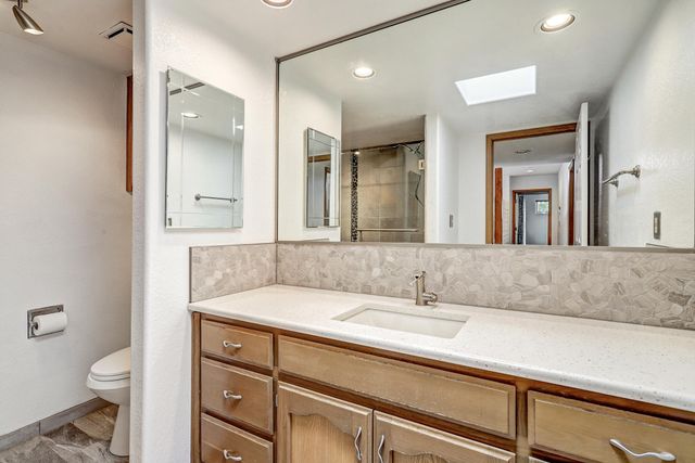 2908 El Toboso Drive NW, Albuquerque, NM 87104