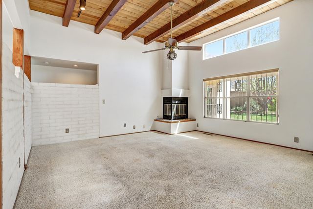 2908 El Toboso Drive NW, Albuquerque, NM 87104