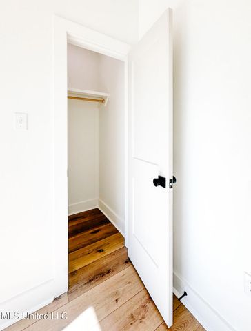 638 Fellgrass Street, Waveland, MS 39576