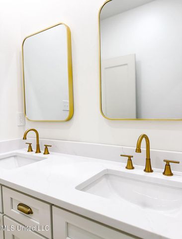 638 Fellgrass Street, Waveland, MS 39576