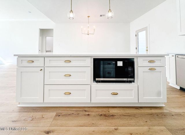 638 Fellgrass Street, Waveland, MS 39576