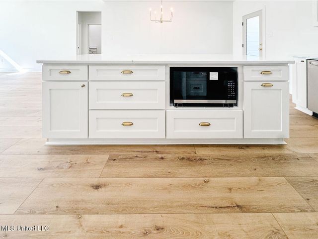 638 Fellgrass Street, Waveland, MS 39576