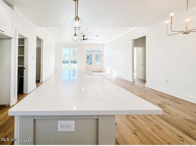 638 Fellgrass Street, Waveland, MS 39576