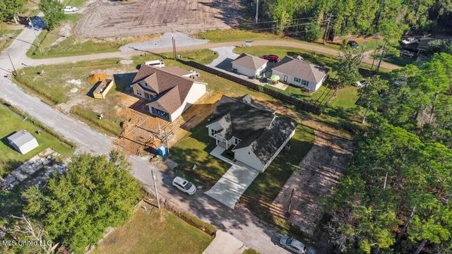 638 Fellgrass Street, Waveland, MS 39576