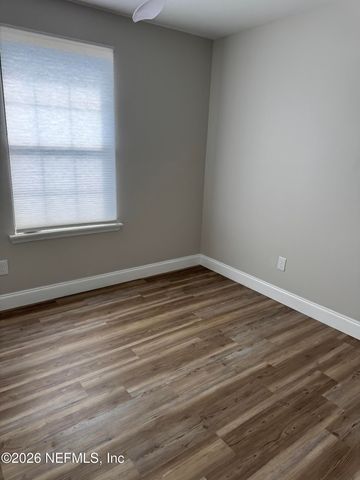 3042 HAMPSTEAD Drive, Jacksonville, FL 32225