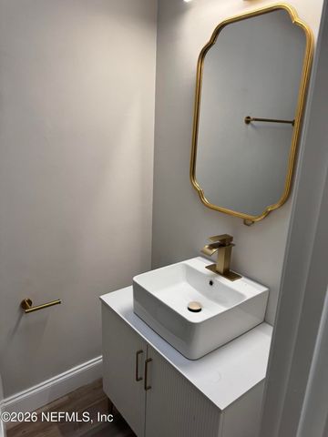 3042 HAMPSTEAD Drive, Jacksonville, FL 32225