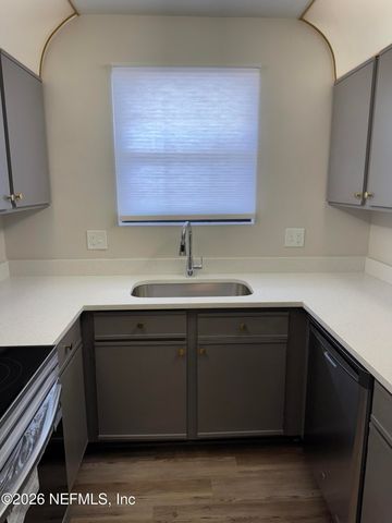 3042 HAMPSTEAD Drive, Jacksonville, FL 32225