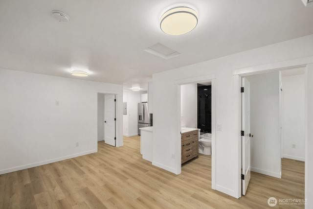 5945 Fauntleroy Way SW, Seattle, WA 98136