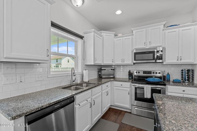 2025 Alder Lane, Vass, NC 28394