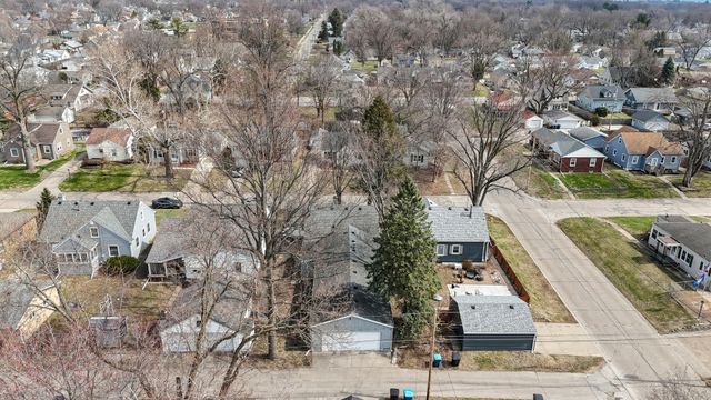 2052 37th Street, Rock Island, IL 61201