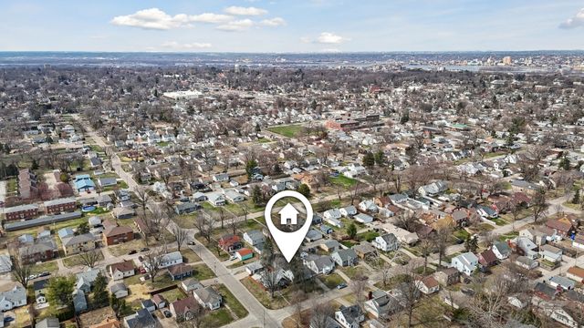 2052 37th Street, Rock Island, IL 61201