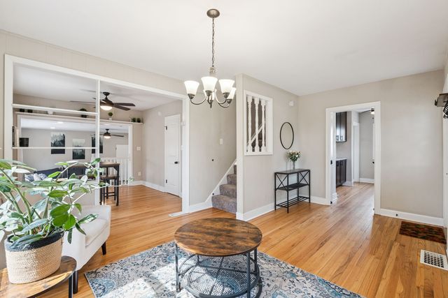 2052 37th Street, Rock Island, IL 61201