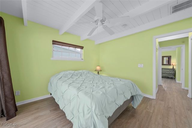 5379 Palmetto ST, Fort Myers Beach, FL 33931