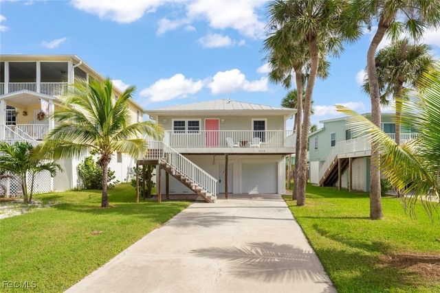 5379 Palmetto ST, Fort Myers Beach, FL 33931