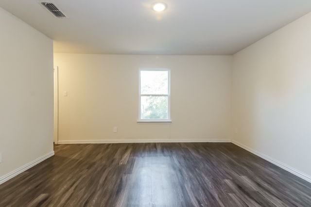 2907 Texas Street, Greenville, TX 75401