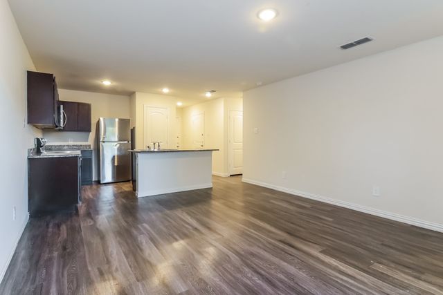 2907 Texas Street, Greenville, TX 75401