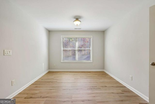 1210 Roswell Manor Circle, Roswell, GA 30076