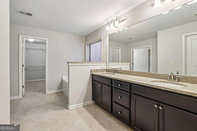 1210 Roswell Manor Circle, Roswell, GA 30076