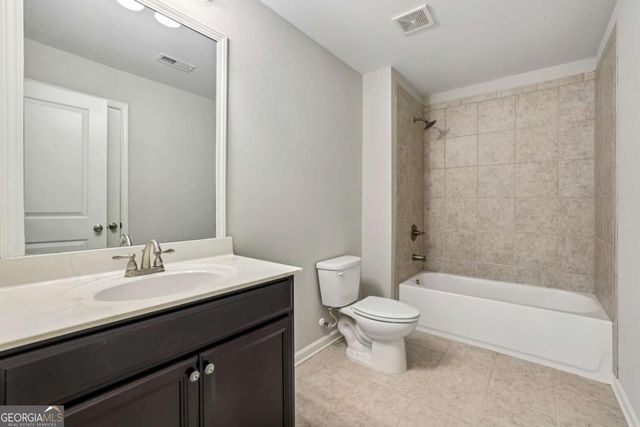 1210 Roswell Manor Circle, Roswell, GA 30076