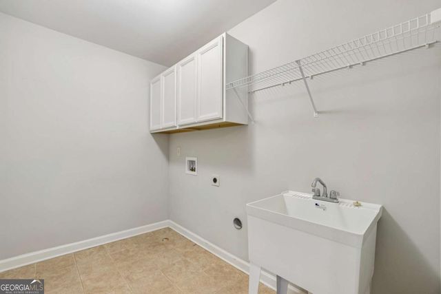 1210 Roswell Manor Circle, Roswell, GA 30076