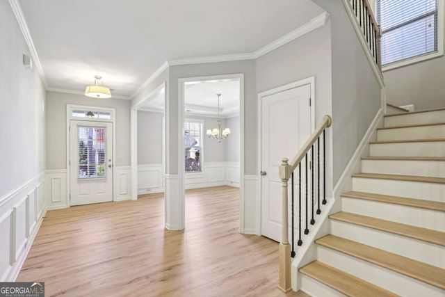 1210 Roswell Manor Circle, Roswell, GA 30076