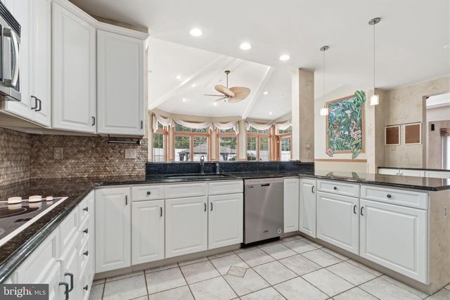 2641 FAWN LN, Warrington, PA 18976
