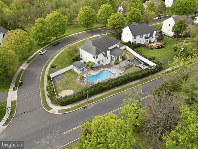 2641 FAWN LN, Warrington, PA 18976