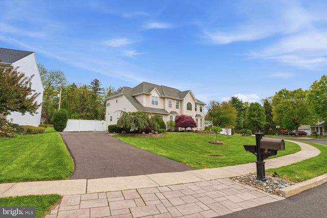 2641 FAWN LN, Warrington, PA 18976