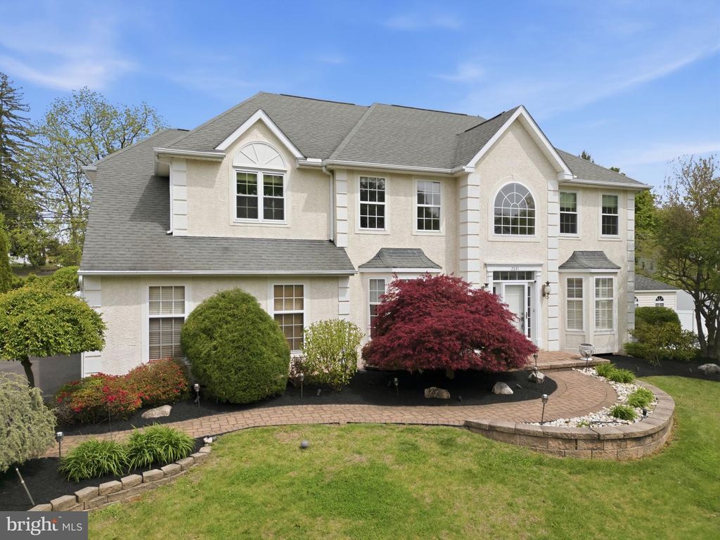 2641 FAWN LN, Warrington, PA 18976