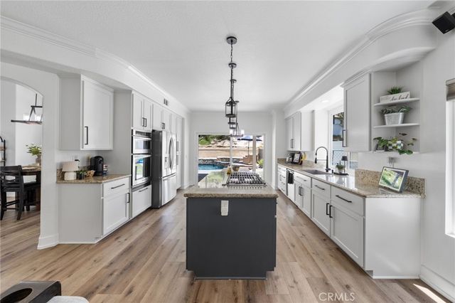 43122 Corte Fresca, Temecula, CA 92592