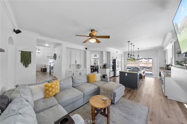 43122 Corte Fresca, Temecula, CA 92592