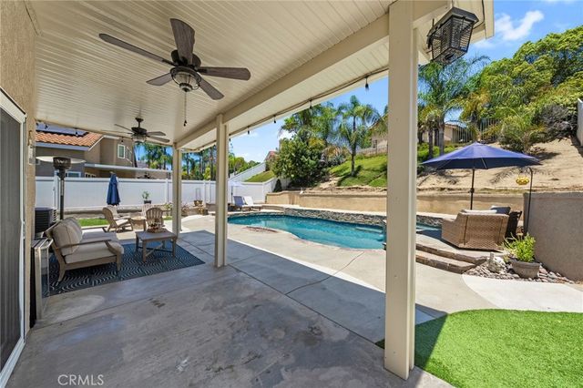 43122 Corte Fresca, Temecula, CA 92592