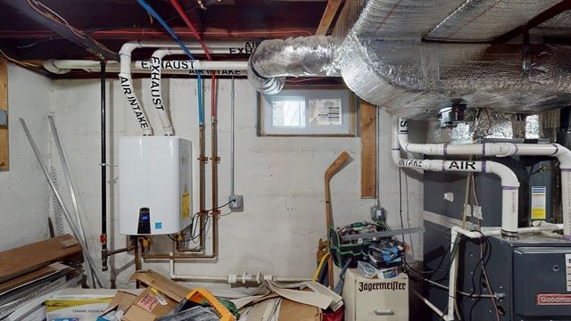 33 Jarvis, Revere, MA 02151