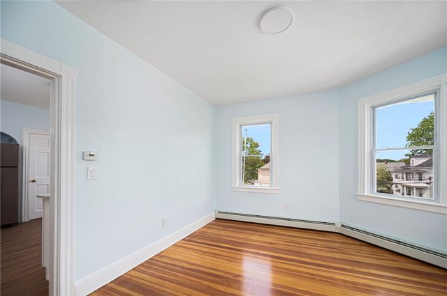 87 Lyman Avenue, North Providence, RI 02911