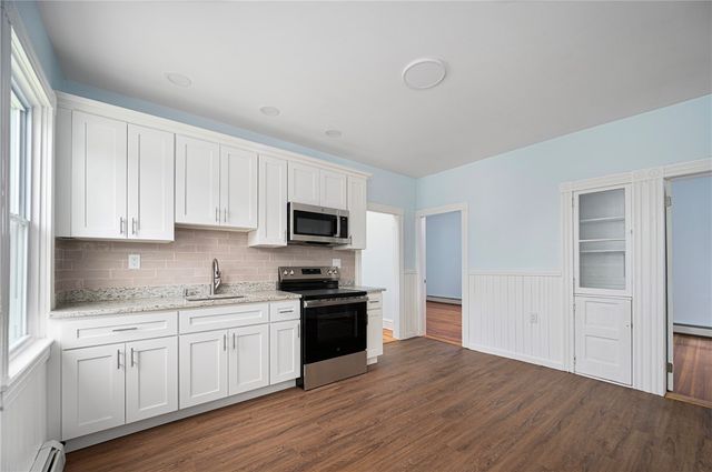 87 Lyman Avenue, North Providence, RI 02911