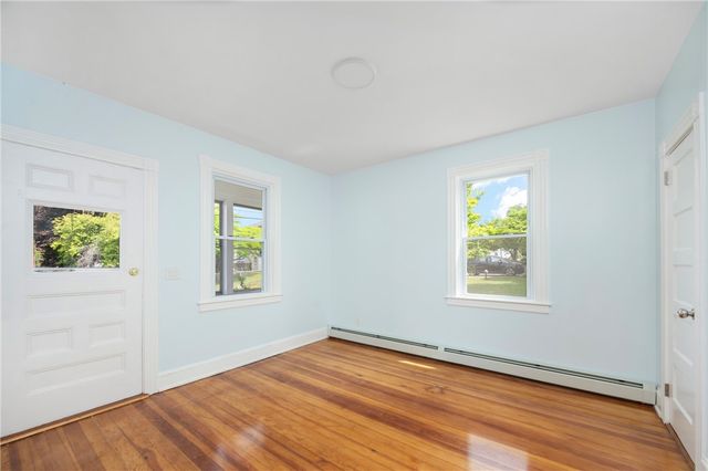 87 Lyman Avenue, North Providence, RI 02911