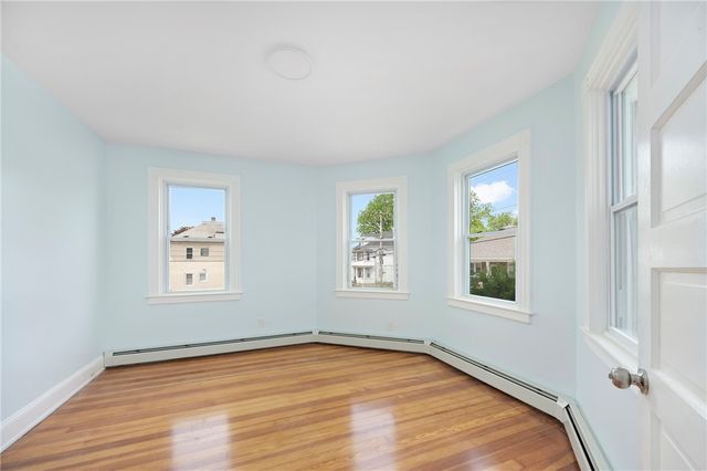 87 Lyman Avenue, North Providence, RI 02911